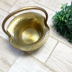 Vintage Coppercraft Guild Hammered Copper Basket